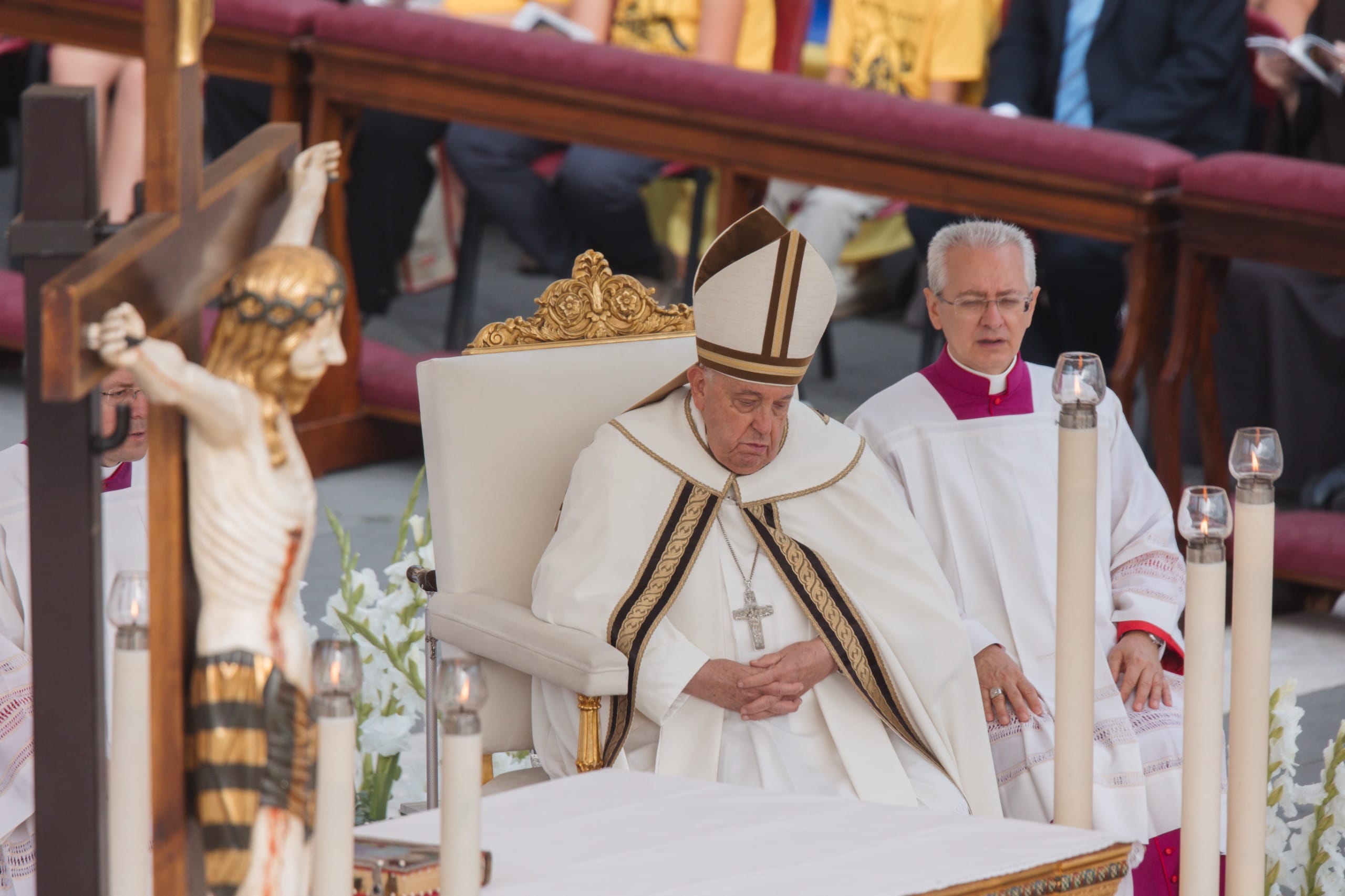 Homilía del Santo Padre en la Apertura del Sínodo